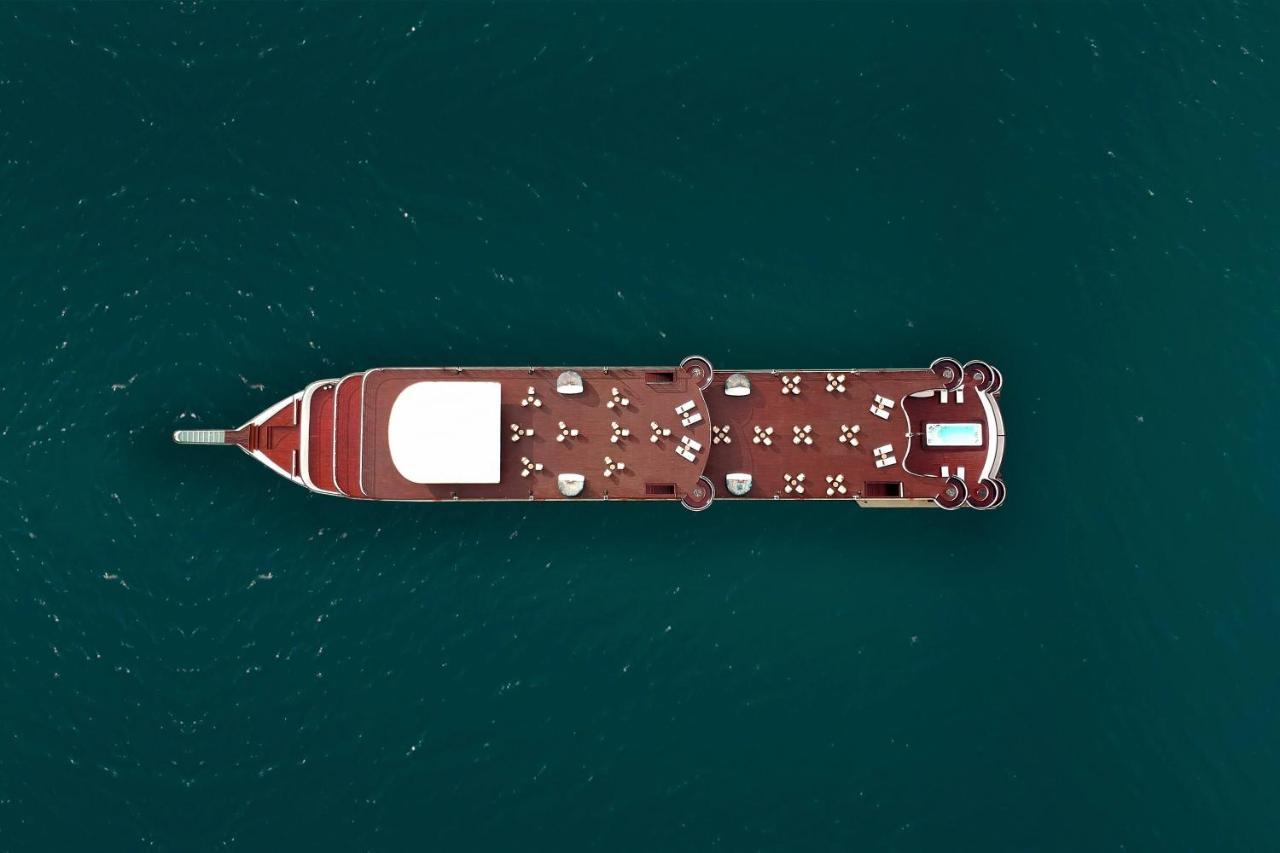 Ambassador Cruise Halong Bay Hotel Ha Long Exterior photo