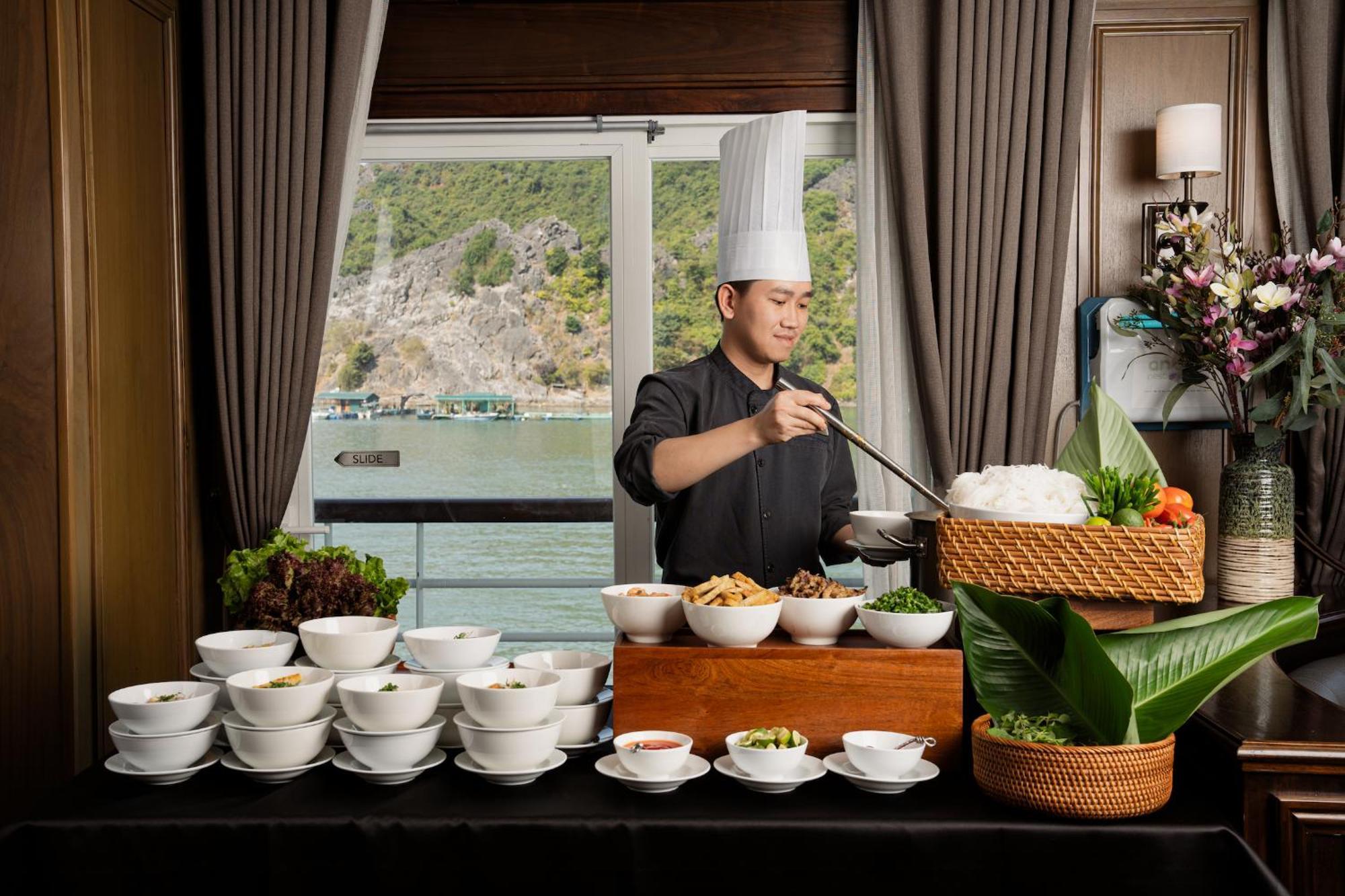 Ambassador Cruise Halong Bay Hotel Ha Long Exterior photo