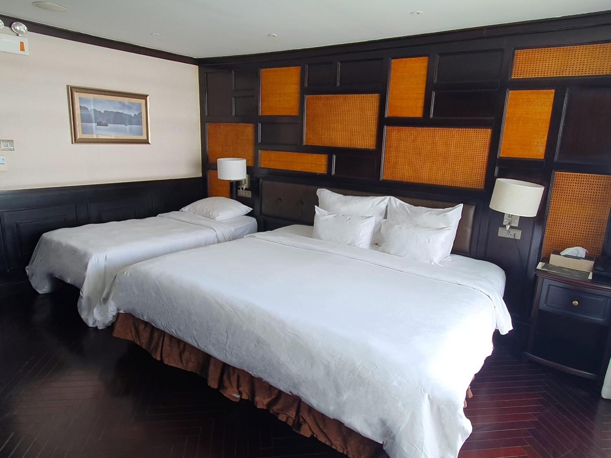 Ambassador Cruise Halong Bay Hotel Ha Long Exterior photo