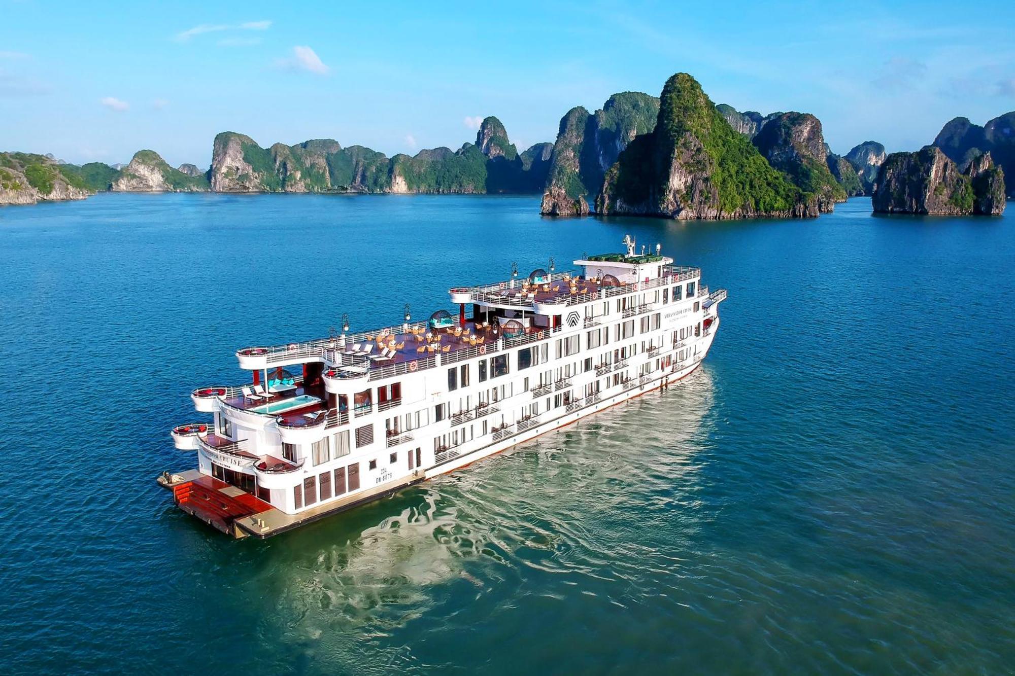 Ambassador Cruise Halong Bay Hotel Ha Long Exterior photo