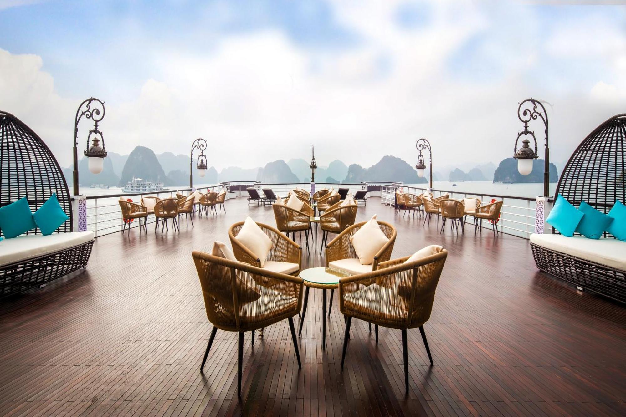 Ambassador Cruise Halong Bay Hotel Ha Long Exterior photo