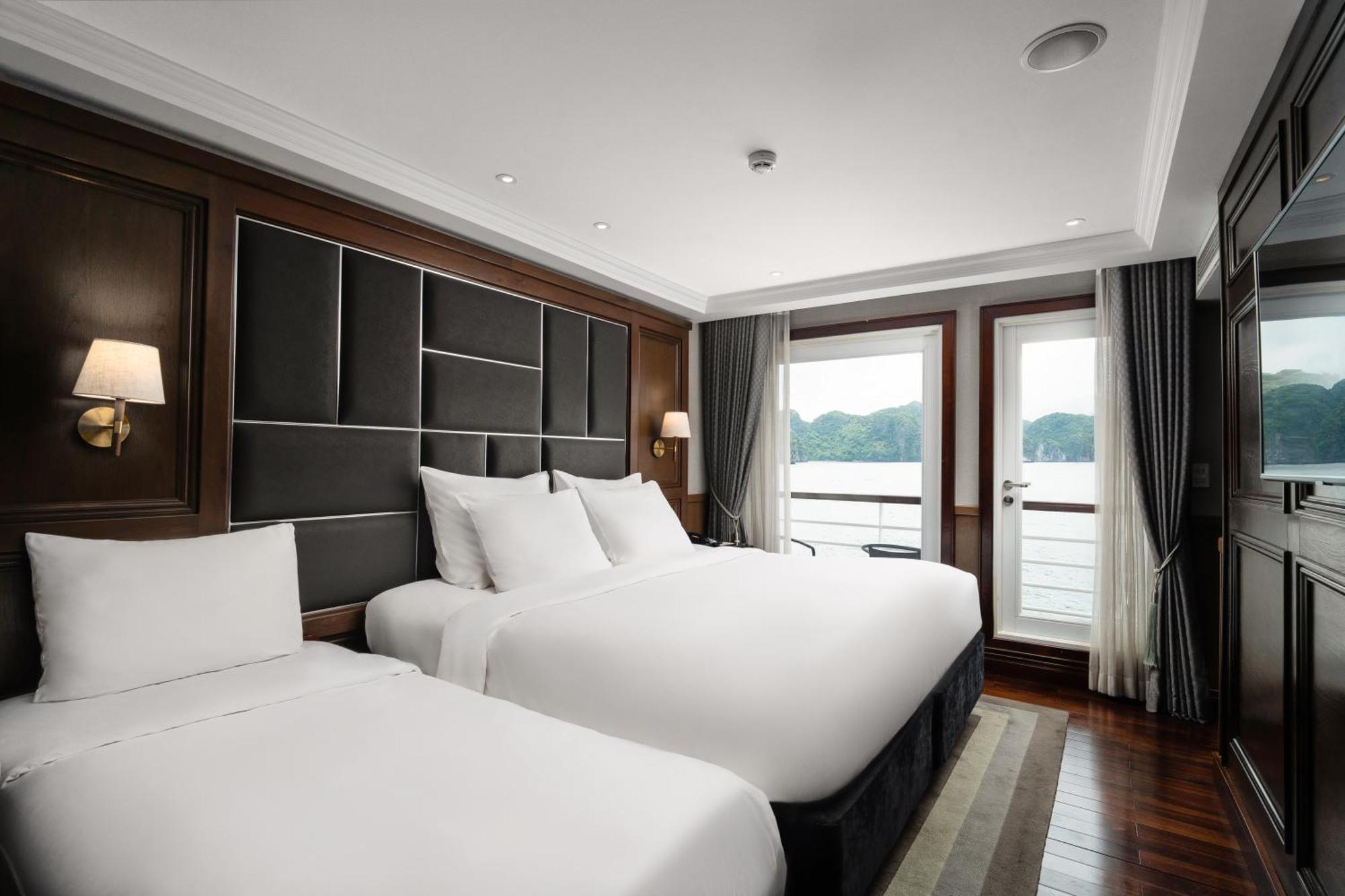 Ambassador Cruise Halong Bay Hotel Ha Long Exterior photo
