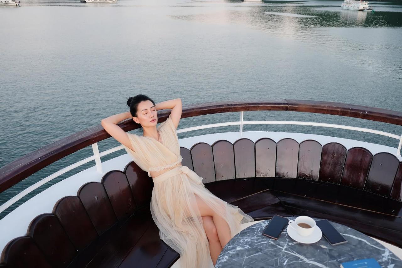 Ambassador Cruise Halong Bay Hotel Ha Long Exterior photo